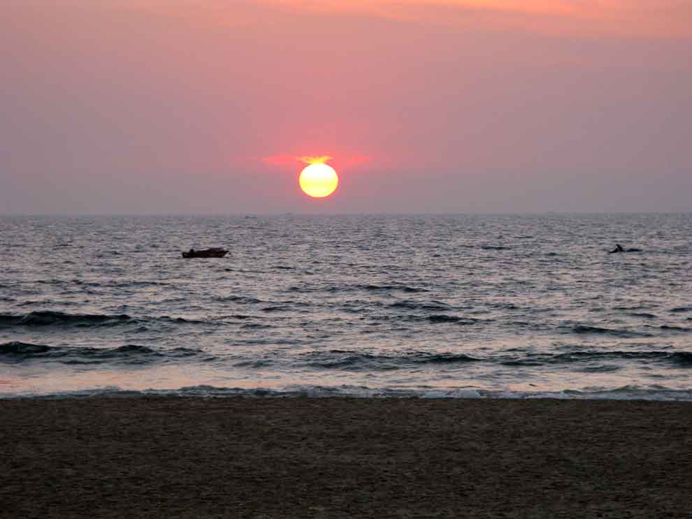 Goa: Essen bei Britto’s und Bummel in Panjim