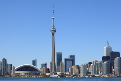 Für Touristen gibt es, wie hier Toronto, jede Menge zu entdecken; Bild von: © sumnersgraphicsinc - Fotolia.com